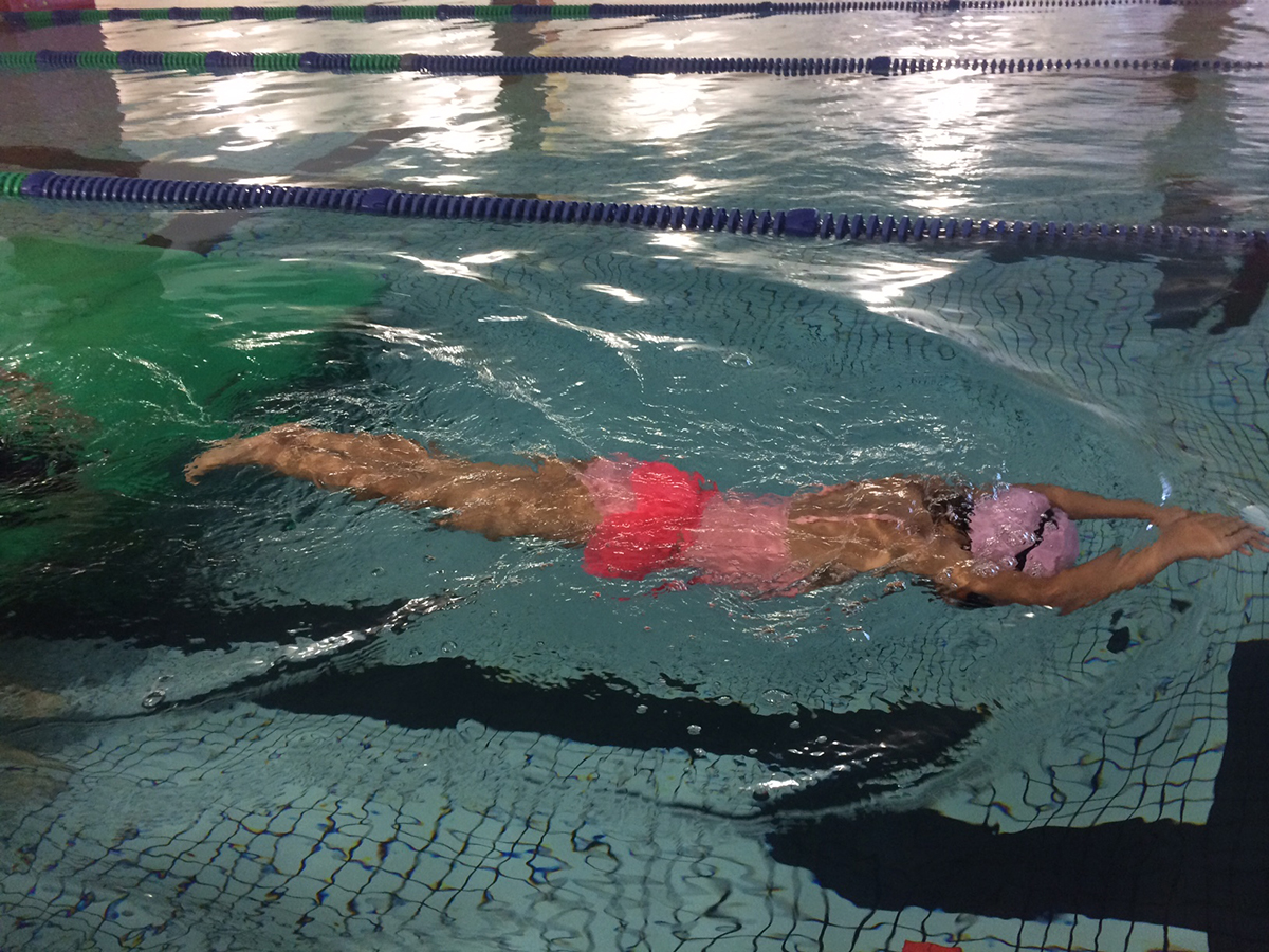 脳の発達にとても効果のある水泳に取り組んでいます。