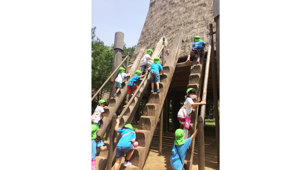 社会科見学・民族博物館